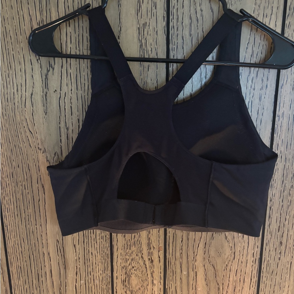Adidas Ultimate Alpha Sports bra. - Picture 4 of 5